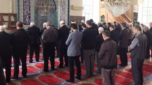 Niğde Bayram Namazı Saatleri 2026 (İl ve İlçelere Göre Güncel Rehber)