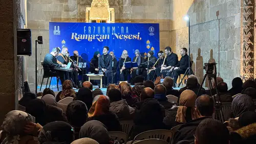 Yakutiye Medresesi’nde Ney Dinletisi ile Ramazan’ın Manevi Atmosferi Yaşandı