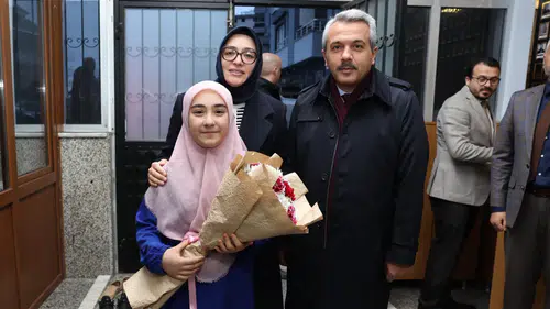 Rize Valisi İhsan Selim Baydaş’tan Kur’an Kursuna Ziyaret: Öğrencilerle Birlikte İftar Yaptı