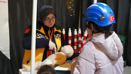 Trabzon’da Ramazanda Sağlık Programı Başladı: Vatandaşlara Sağlık Hizmetleri Anlatılıyor