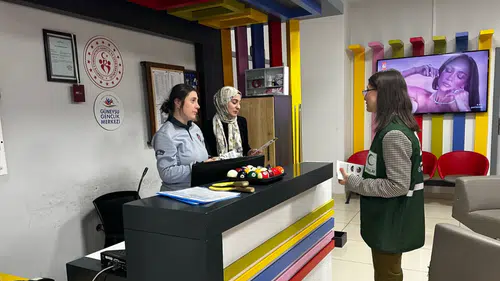 Yeşilay Rize’den Güneysu’da Yeşilay Haftası Etkinliği: Bağımlılıkla Mücadele İçin Sahaya İndiler