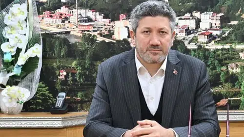 Güneysu Belediye Başkanı Rıfat ÖZER, Ramazan Bayramı dolayısıyla bir mesaj yayımladı