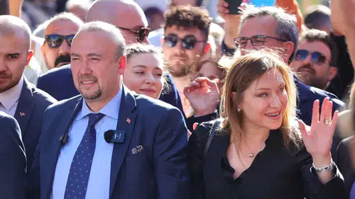 Özkan Yalım Evli mi? Eşi Kim? Ayşeğül Yalım Kimdir?