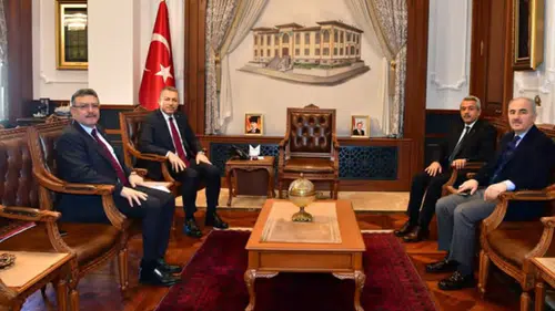 Rize ve Trabzon’dan Anlamlı Ziyaret: Vali İhsan Selim Baydaş’tan Vali Tahir Şahin’e Ziyaret