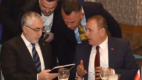 Trabzon’dan Türkiye’ye Örnek Proje: Hasta ve Yaşlı Bakım Milli İstihdam Projesi Bakan Işıkhan’a Sunuldu