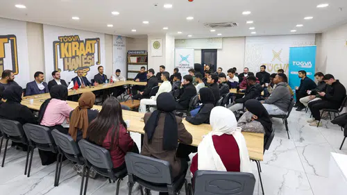 Rize Valisi İhsan Selim Baydaş, TÜGVA’da gençlerle buluştu