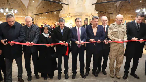 Bayburt Belediyesi, Sıfır Atıktan Sanata Kadın Eli Sergisi Açılışına Katıldı