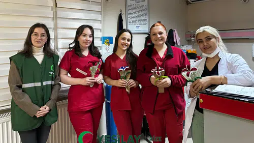 Rize Yeşilay’dan Kadın Sağlık Çalışanlarına 8 Mart Ziyareti