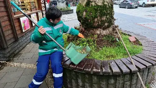 Rize'de Yaz Ayları İle Artan İzmarit Kirliliği, Temizlik Çalışmalarını Zorlaştırıyor