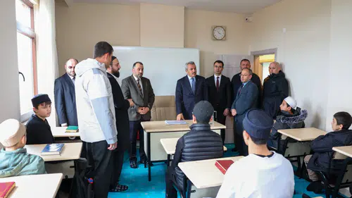 Vali İhsan Selim Baydaş’tan Pazar Tütüncüler Köyü Kur’an Kursu’na Ziyaret
