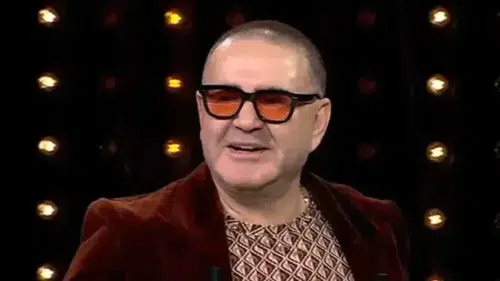 Şafak Sezer'in Estetik Paylaşımı Sosyal Medyada Tartışmalara Neden Oldu!