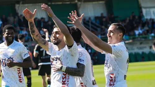 5 yıllık hasret bitti: Erzurumspor yeniden Süper Lig'de