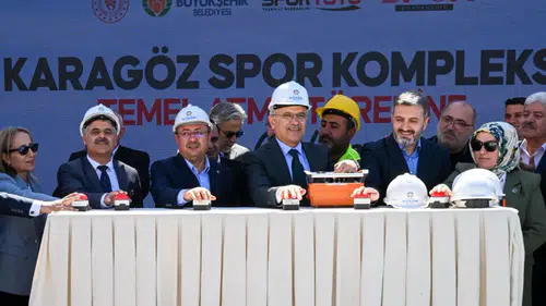 Malatya’da TOKİ Karagöz Spor Kompleksi İçin Temel Atma Töreni Gerçekleştirildi