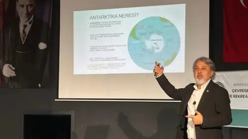 Arhavi’de Kutuplar ve İklim Değişikliği Konferansına Yoğun İlgi