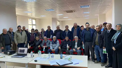 Çaykara’da Bitki Koruma Ürünleri Uygulayıcı Eğitimi Gerçekleştirildi