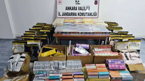 Ankara'da kaçak ürün operasyonu: Tırdan binlerce ürün çıktı