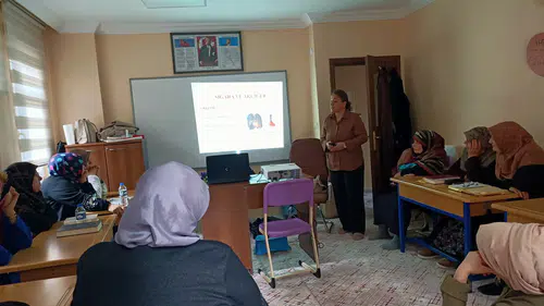 Yomra’da Sağlık Bilinci İçin Eğitim Programı Düzenlendi