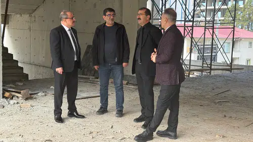 Artvin Hopa Meslek ve Teknik Anadolu Lisesi İnşaatı Yerinde İncelendi