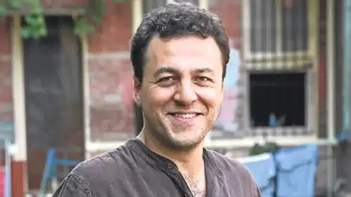 Kayıp Zaman dizisi konusu ne, oyuncuları kimler? Yetkin Dikinciler başrolde mi, Yiğit Ünalan karakteri hikayesi ne?