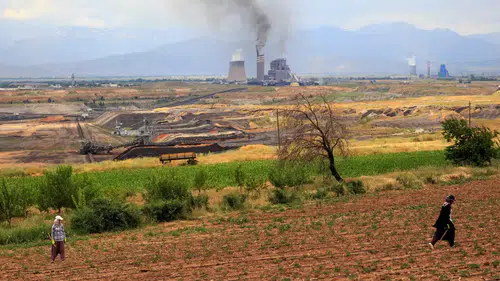 Dünya Günü’nde acil uyarı: Geleceğimizi kurtarmak için fosil yakıt kullanımını sonlandırmalıyız!