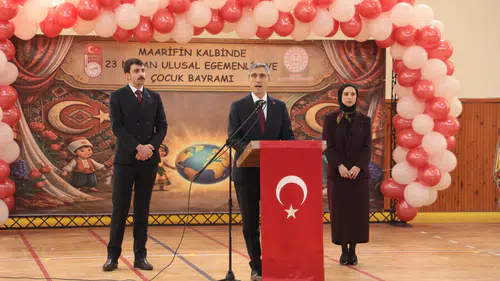 Bayburt'ta 23 Nisan coşkusu: Öğrencilerden unutulmaz gösteriler ve ödül töreni!