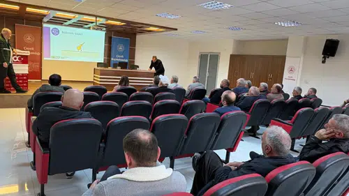 Rize Yeşilay’dan Muhtarlara Bağımlılıkla Mücadele Eğitimi