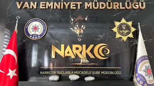 Van'da narkotik operasyonu: 4,7 kilo uyuşturucu ele geçirildi