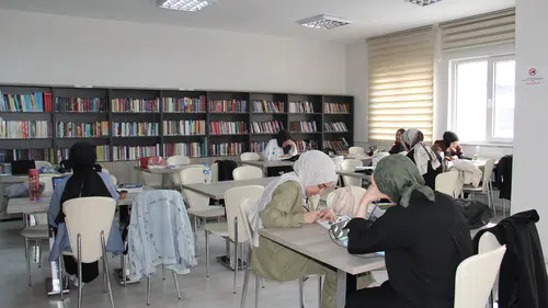 Bayburt Belediyesi Aile Yaşam Merkezi Kütüphane ve Etüt Merkezi Öğrencilere İlham Veriyor