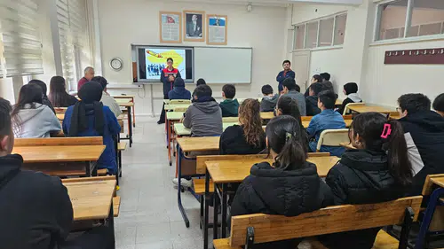 Şalpazarı’nda Öğrencilere Ergenlikte Beslenme Eğitimi Verildi