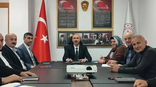 Yusufeli’nde Müdürler Kurulu Toplantısı Gerçekleştirildi