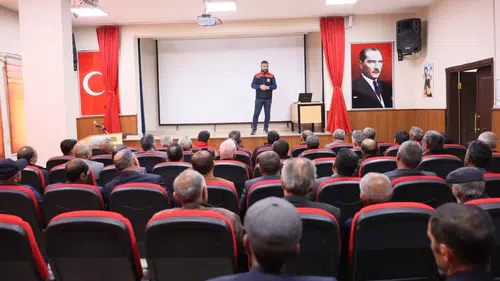 Kars'ta Üreticilere Tasarruflu Sulama ve Kırsal Kalkınma Destekleri Sungulandı