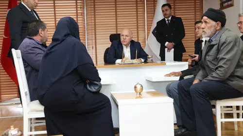 Erzurum Büyükşehir Belediye Başkanı Mehmet Sekmen Vatandaşlarla Bir Araya Geldi