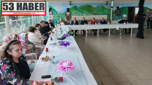 Trabzon Valisi Tahir Şahin’den Köşk Huzurevi Sakinlerine Bayram Ziyareti