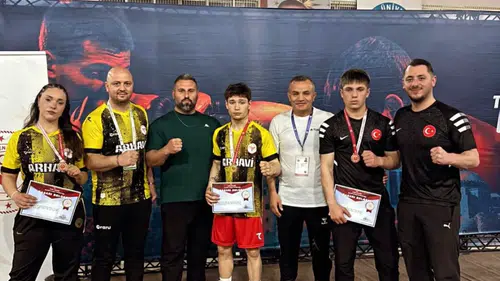 Kars’ta Düzenlenen Türkiye Şampiyonasında Artvinli Sporculardan Büyük Başarı