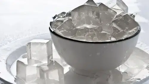 Klozete buz küpleri atanlar rahat ediyor! Haftada bir kez yapılmalıymış