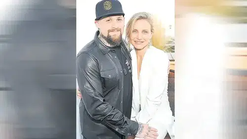 Gizli kapaklı operasyon tamam: Cameron Diaz üçüncü çocuğunu kucağına aldı!
