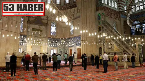Kocaeli'de 2026 Kurban Bayramı Namazı Saatleri Belli Oldu! İşte İlçelere Göre Zamanları