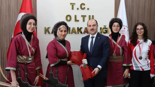 Oltu’dan Spor Başarıları: Okçulukta İl Birinciliği, Curlingde İkincilik