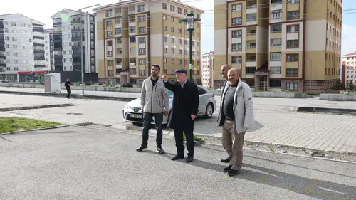 Palandöken Zirve TOKİ’de Vatandaşlarla Buluşan Mehmet Sekmen: İlk Günkü Aşkla Çalışmaya Devam Edeceğiz