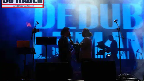 Kocaeli’de Dedublüman rüzgarı: Gençlik festivalinde binler tek yürek oldu