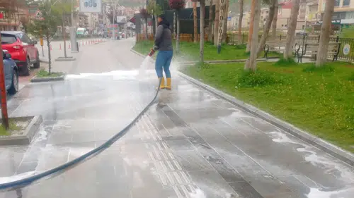 Bayburt Belediyesi’nden Temizlik ve Dezenfeksiyon Seferberliği