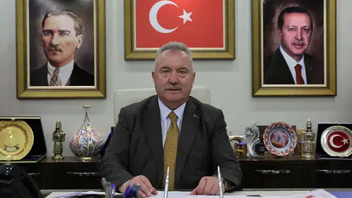 AK Parti Rize İl Başkanı Katmer'den Kurban Bayramı mesajı! Tüm hemşehrilerine kutlama.