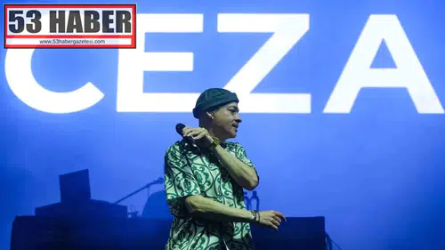 Kocaeli’de rap rüzgarı: Ceza, EnFest sahnesinde on binleri tek nefes yaptı