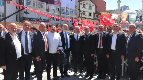 Yusufeli Belediye Başkanı Barış Demirci, Rize’deki Millet İradesine Sahip Çıkıyor Buluşmasına Katıldı