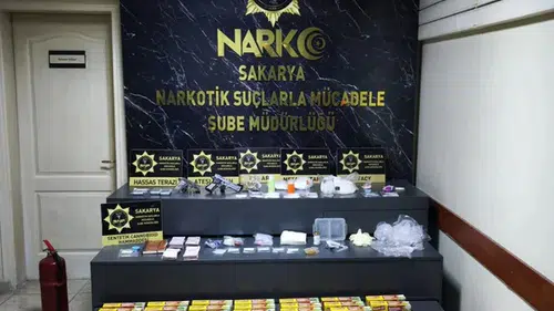 Sakarya'da Uyuşturucu Operasyonu: 5 Şüpheli Cezaevine Gönderildi