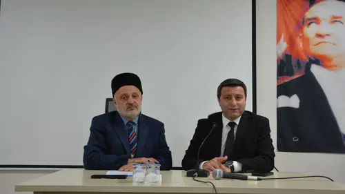 Yomra Kaymakamlığı Personel Toplantısında Hizmetler Değerlendirildi