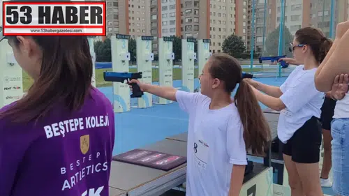 Arhavili Öğrenci Arsima Öztabak’tan Türkiye Şampiyonasında Büyük Başarı
