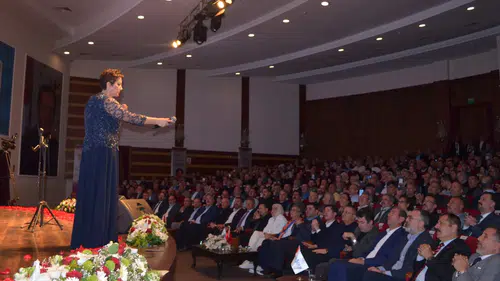 İSPADER’den Unutulmaz Gece: Aysun Gültekin Özel Programında Duygu Dolu Anlar