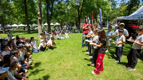 Bursa'da Çocuklar İçin Renkli Bir Etkinlik: Sokak Oyunları Şenliği Gerçekleşti!