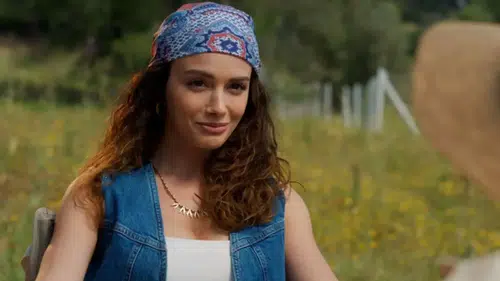 Özge Yağız: Doğanın Kanunu Dizisinin Yıldızı ve Genç Yeteneği!